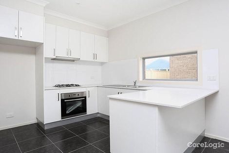 Property photo of 1/8 Marseilles Way Point Cook VIC 3030
