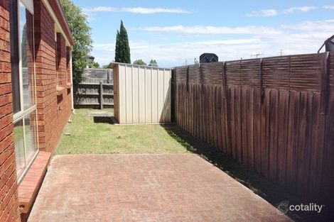 Property photo of 2/249-251 Monahans Road Cranbourne West VIC 3977