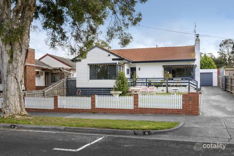 Property photo of 8 Hillside Crescent Blackburn VIC 3130
