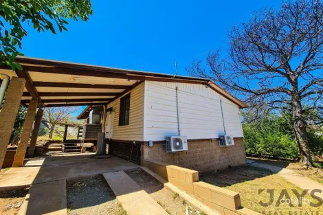 4 Gray St, The Gap, QLD 4825