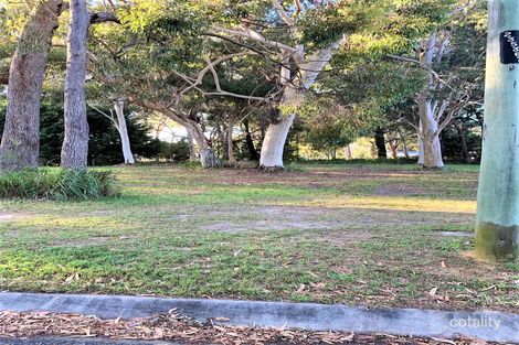 11 Baracoota St, Macleay Island, QLD 4184