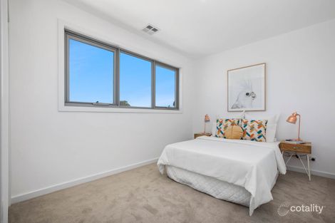 Property photo of 2/10 Embankment Grove Chelsea VIC 3196