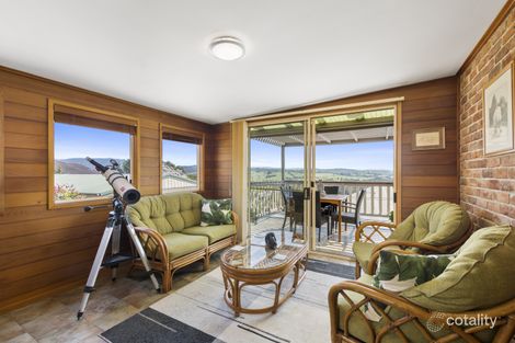 Property photo of 5 Havelock Place Kiama Downs NSW 2533