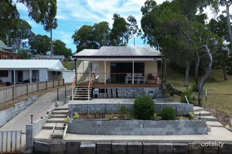 176 Canaipa Point Dr, Russell Island, QLD 4184