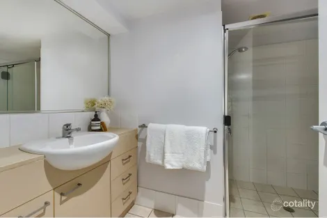 Property photo of 910/21 Patrick Lane Toowong QLD 4066