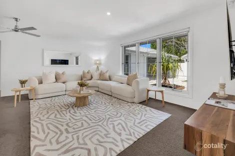 Property photo of 19 Glenmore Drive Ashmore QLD 4214