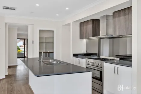 Property photo of 15 Aspect Boulevard Broadford VIC 3658