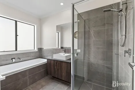 Property photo of 15 Aspect Boulevard Broadford VIC 3658