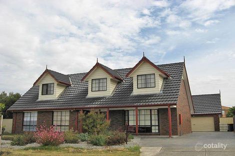 19 Salamander Dr, Taylors Lakes, VIC 3038