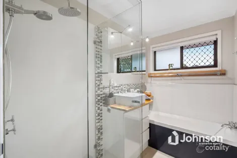 Property photo of 59 Mayfair Drive Browns Plains QLD 4118