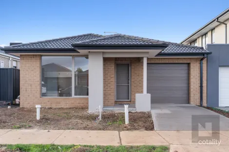 Property photo of 84 Bluebottle Parade Rockbank VIC 3335