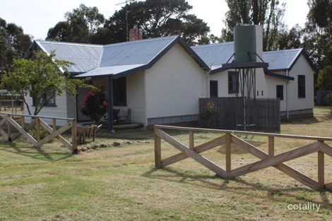 Property photo of 8 Railway Avenue Branxholme VIC 3302