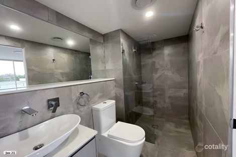 Property photo of 6 Deluxe Circuit Norwest NSW 2153