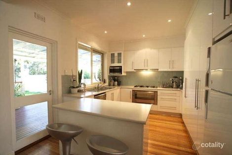 Property photo of 814 North Road Bentleigh East VIC 3165