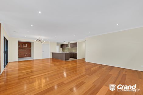 Property photo of 10 Celsius Drive Cranbourne North VIC 3977