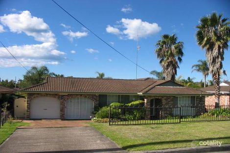 25 Gwydir St, Bateau Bay, NSW 2261