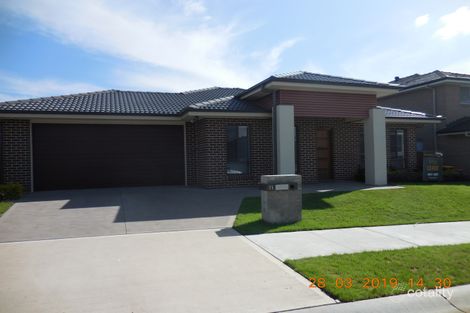 Property photo of 11 Willmington Loop Oran Park NSW 2570