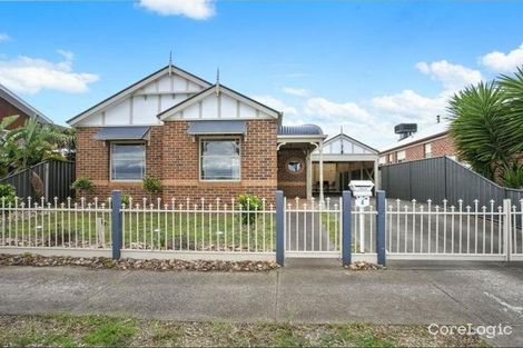 Property photo of 4 Gill Place Caroline Springs VIC 3023