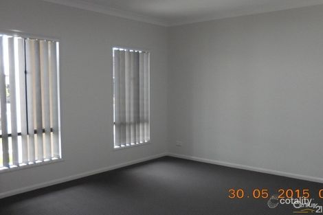 Property photo of 11 Willmington Loop Oran Park NSW 2570