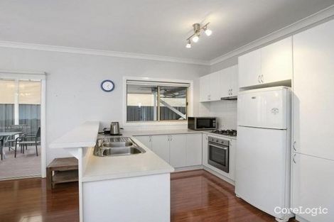 Property photo of 4 Gill Place Caroline Springs VIC 3023