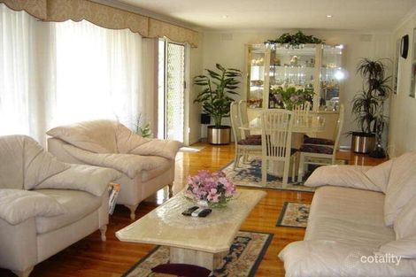 Property photo of 4 Cedar Close Chadstone VIC 3148