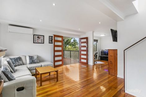 Property photo of 372 Cliveden Avenue Corinda QLD 4075