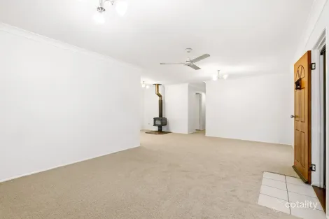Property photo of 6 Farrell Drive Walloon QLD 4306