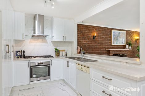 Property photo of 28 Camelot Drive Glen Waverley VIC 3150