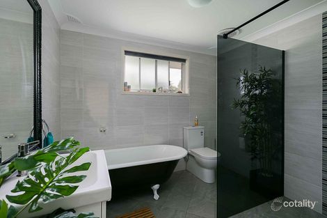 Property photo of 1/21 Kendall Crescent Norah Head NSW 2263