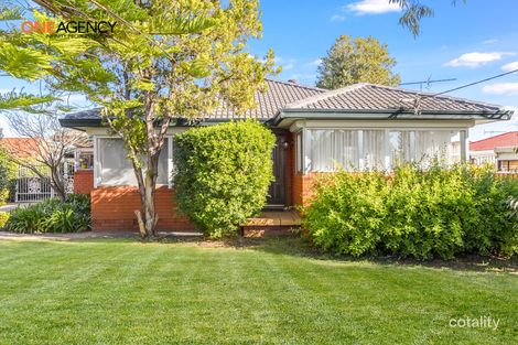 Property photo of 1 Kenneth Street Macquarie Fields NSW 2564