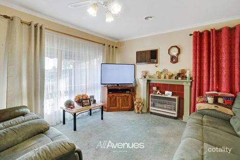 Property photo of 10 Murray Court Cranbourne VIC 3977