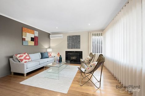 Property photo of 32 Leeanne Crescent Bundoora VIC 3083