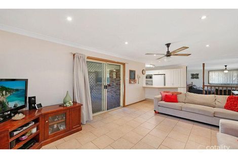 Property photo of 2 Cassinia Place Mount Annan NSW 2567