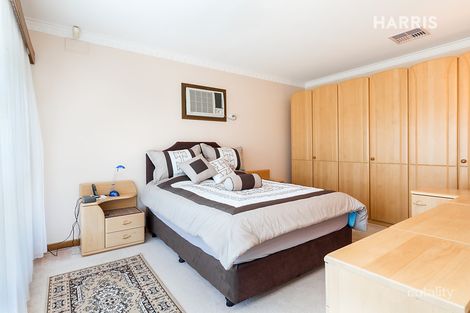 Property photo of 2 Lillimur Avenue Morphett Vale SA 5162