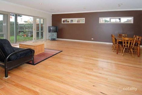 Property photo of 10 Lynch Street Sunshine VIC 3020