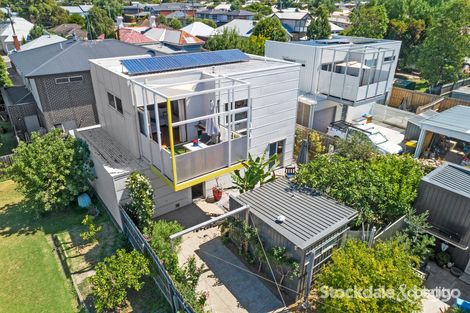 2/17 Clonard Ave, Geelong West, VIC 3218