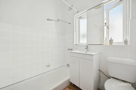 Property photo of 1 Lancaster Road Dover Heights NSW 2030