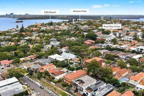 Property photo of 1 Lancaster Road Dover Heights NSW 2030