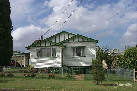 8 Wall St, Bundamba, QLD 4304