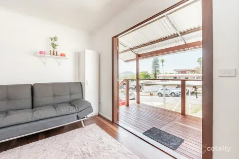 Property photo of 15 Brolga Avenue New Auckland QLD 4680