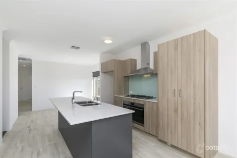 Property photo of 19 Faroe Way The Vines WA 6069