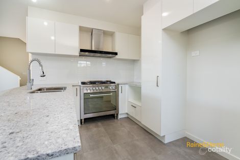 Property photo of 3 Madeira Drive Clyde North VIC 3978