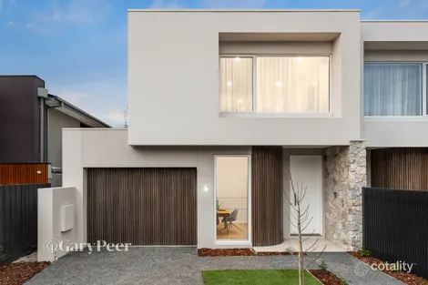 12a Loch Ave, St Kilda East, VIC 3183