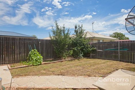 8 Refshauge Cres, Macgregor, ACT 2615