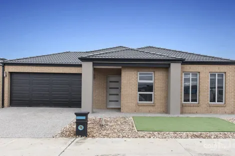 Property photo of 95 Claret Ash Boulevard Harkness VIC 3337