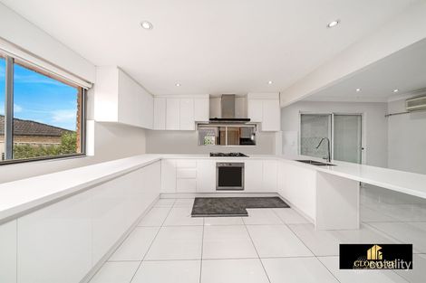 Property photo of 26 Lyrebird Crescent Green Valley NSW 2168