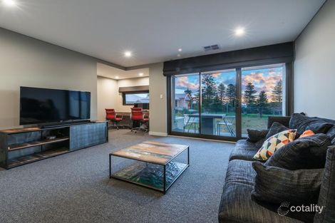 Property photo of 17 Keeling Way South Fremantle WA 6162