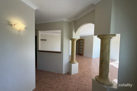 Property photo of 4 Jardee Close Dianella WA 6059