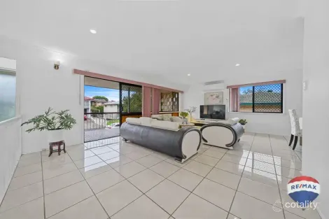 Property photo of 27 Gaillardia Street Macgregor QLD 4109