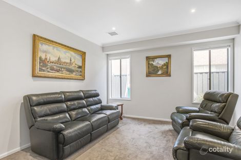 Property photo of 71 The Esplanade Narre Warren South VIC 3805